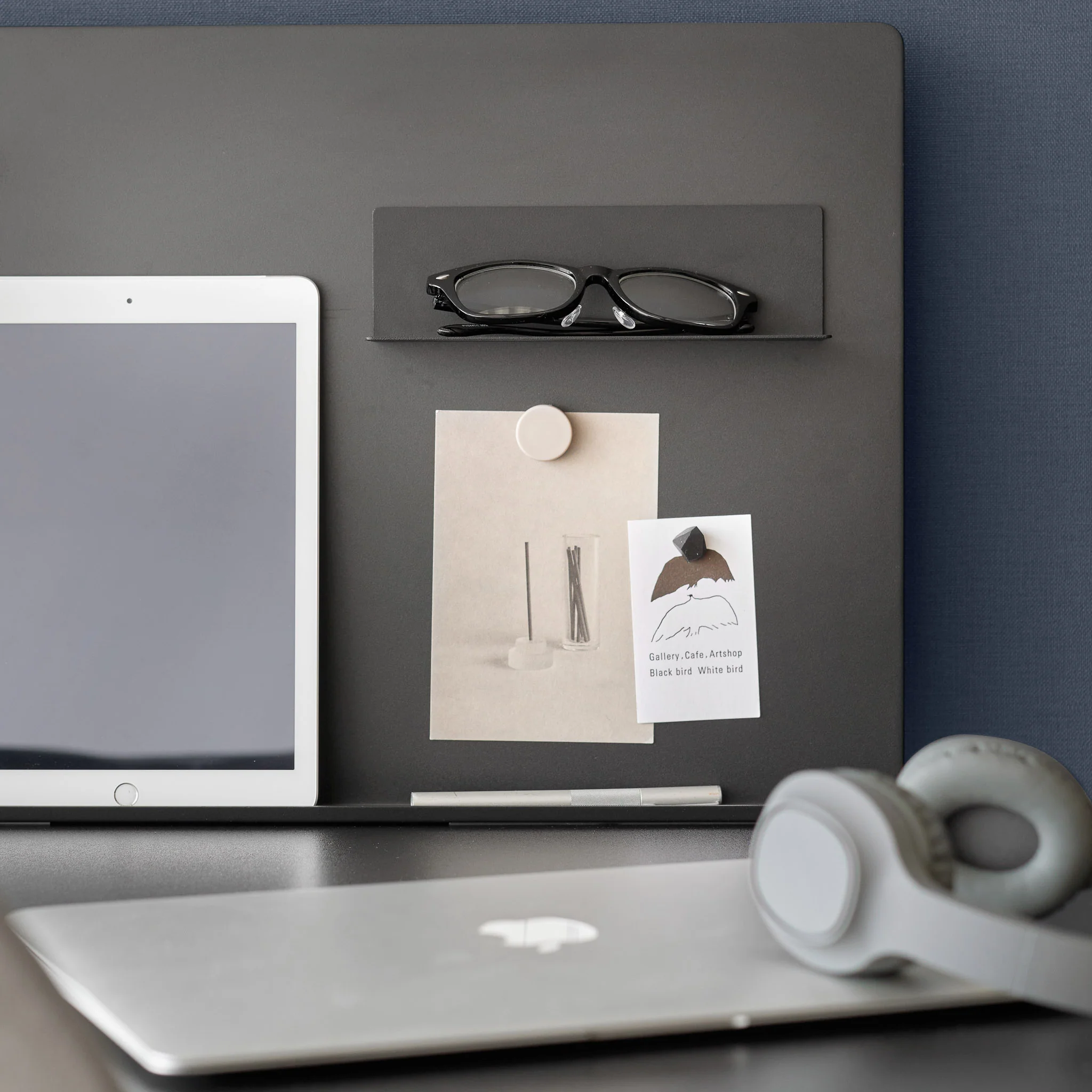 Magnetic Shelf - Image 3