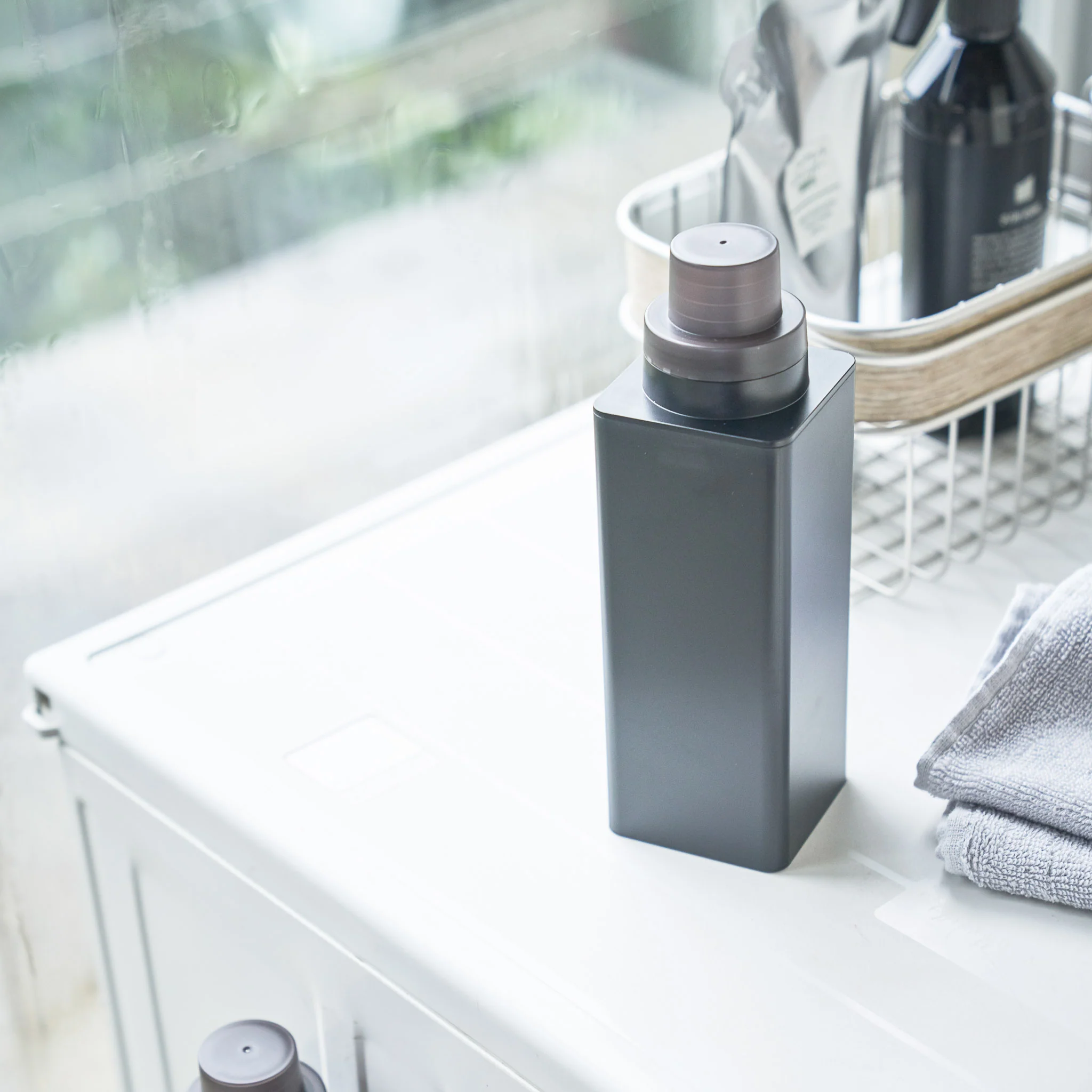 Magnetic Laundry Bottle - Image 13