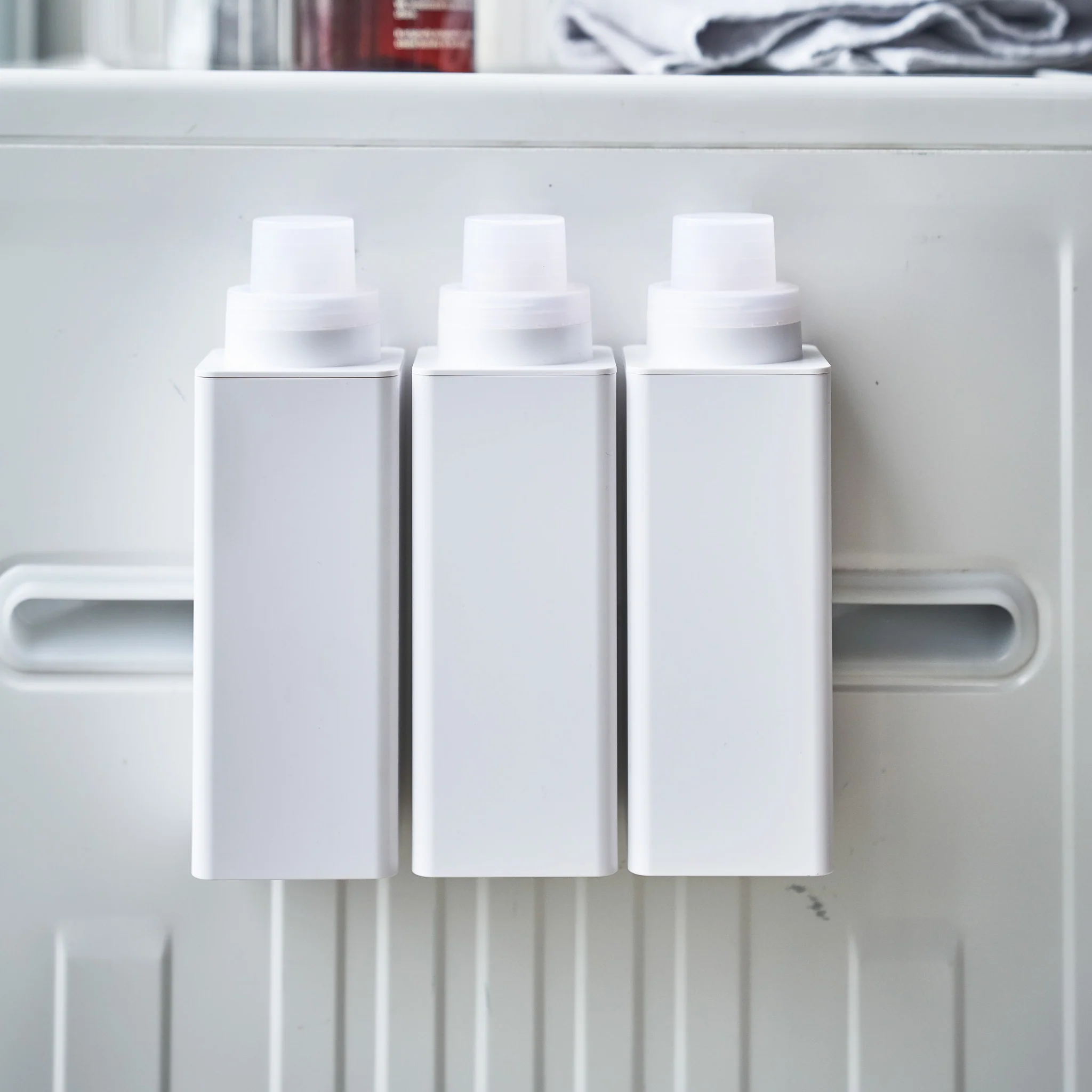 Magnetic Laundry Bottle - Image 5