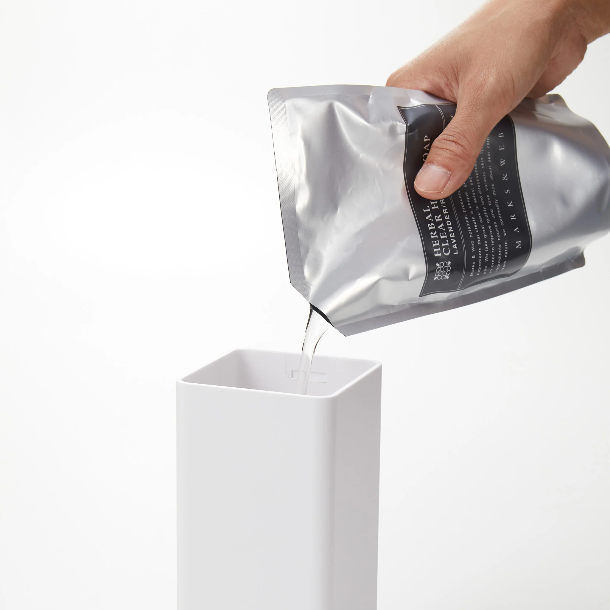 Magnetic Laundry Bottle - Image 6