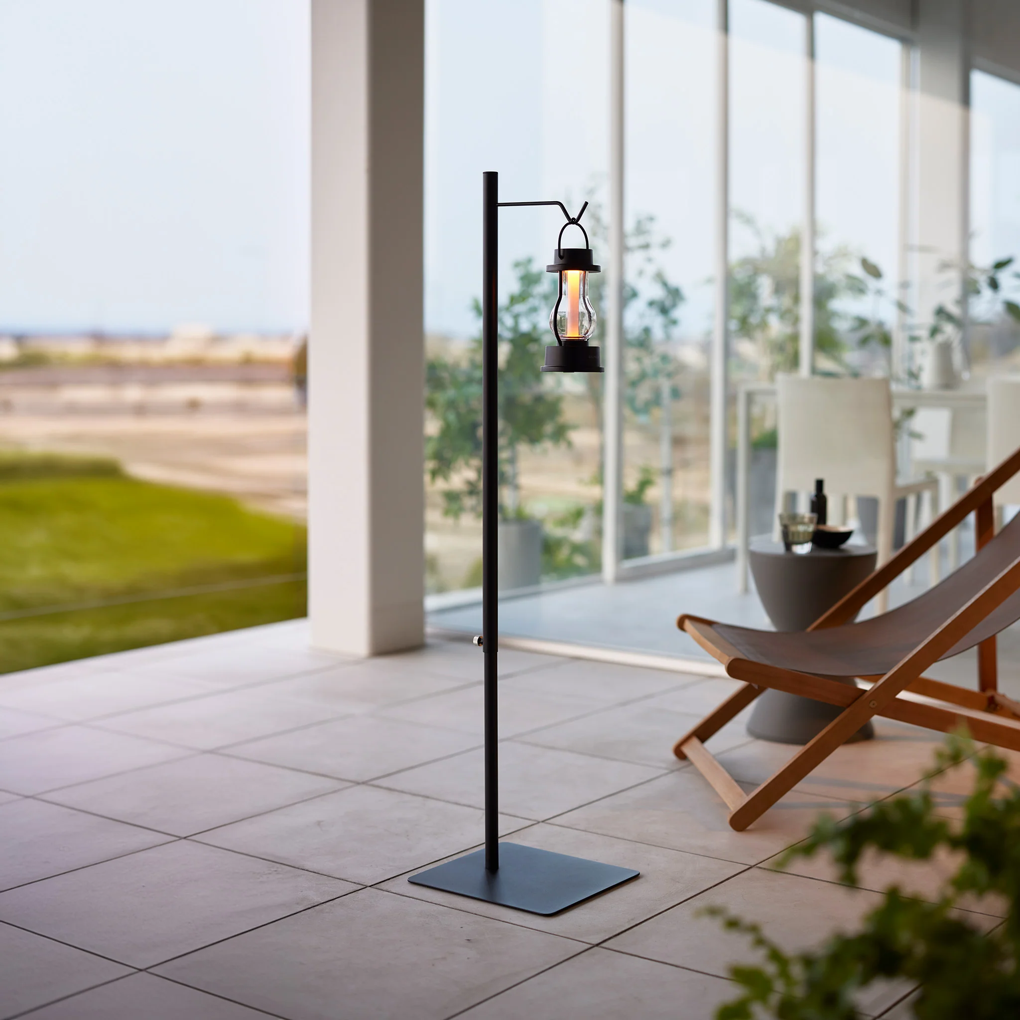 Adjustable Lantern Stand - Image 3