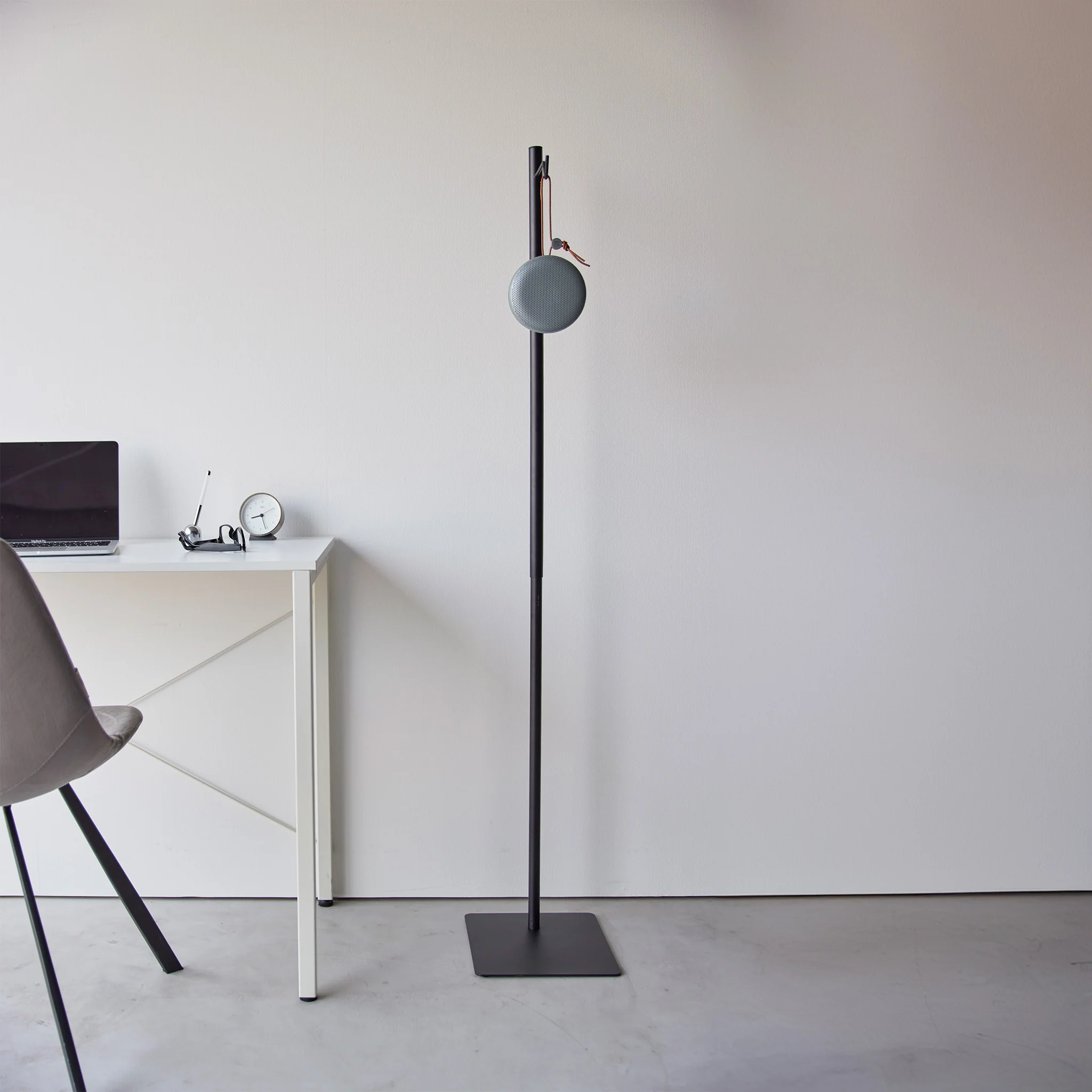 Adjustable Lantern Stand - Image 5