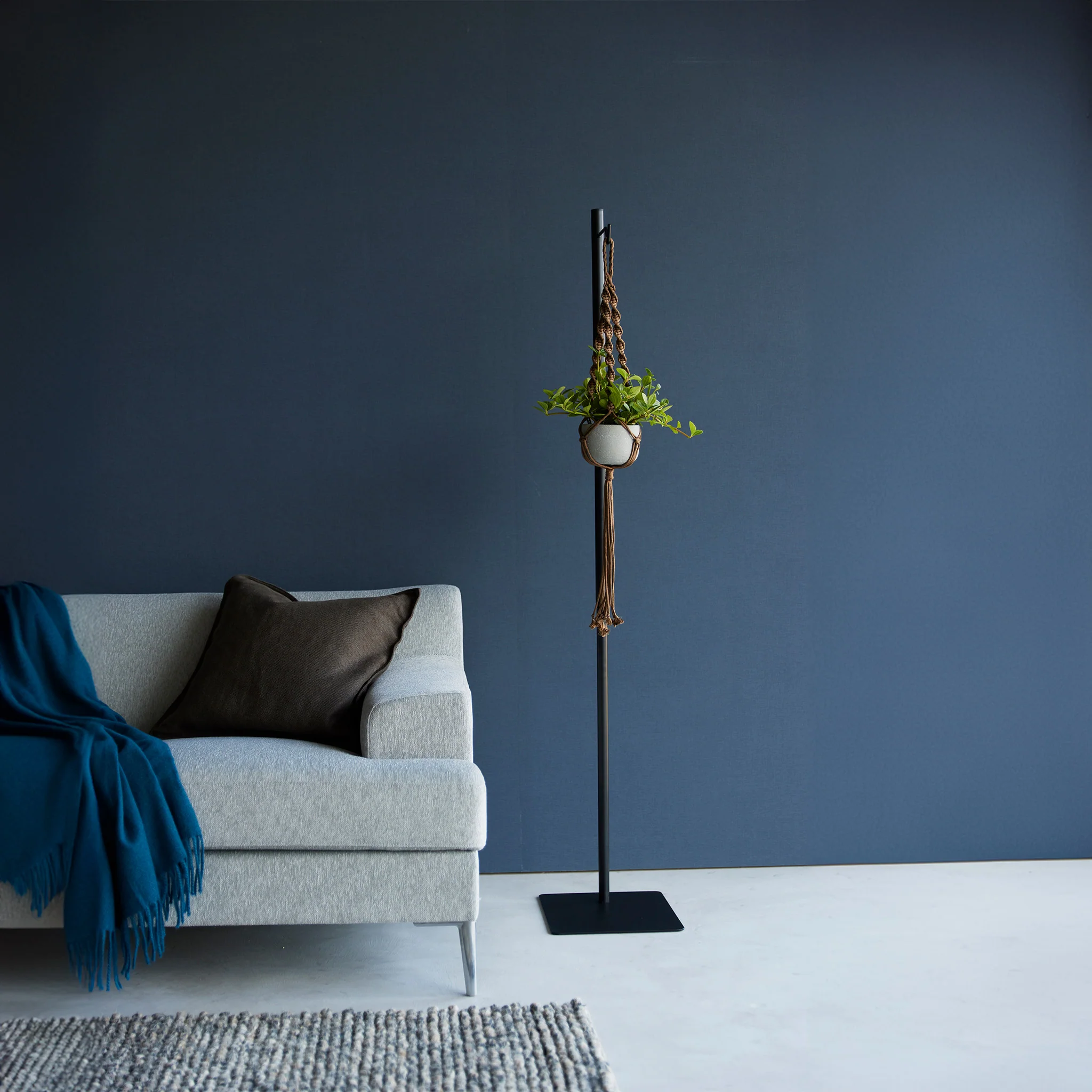 Adjustable Lantern Stand - Image 7
