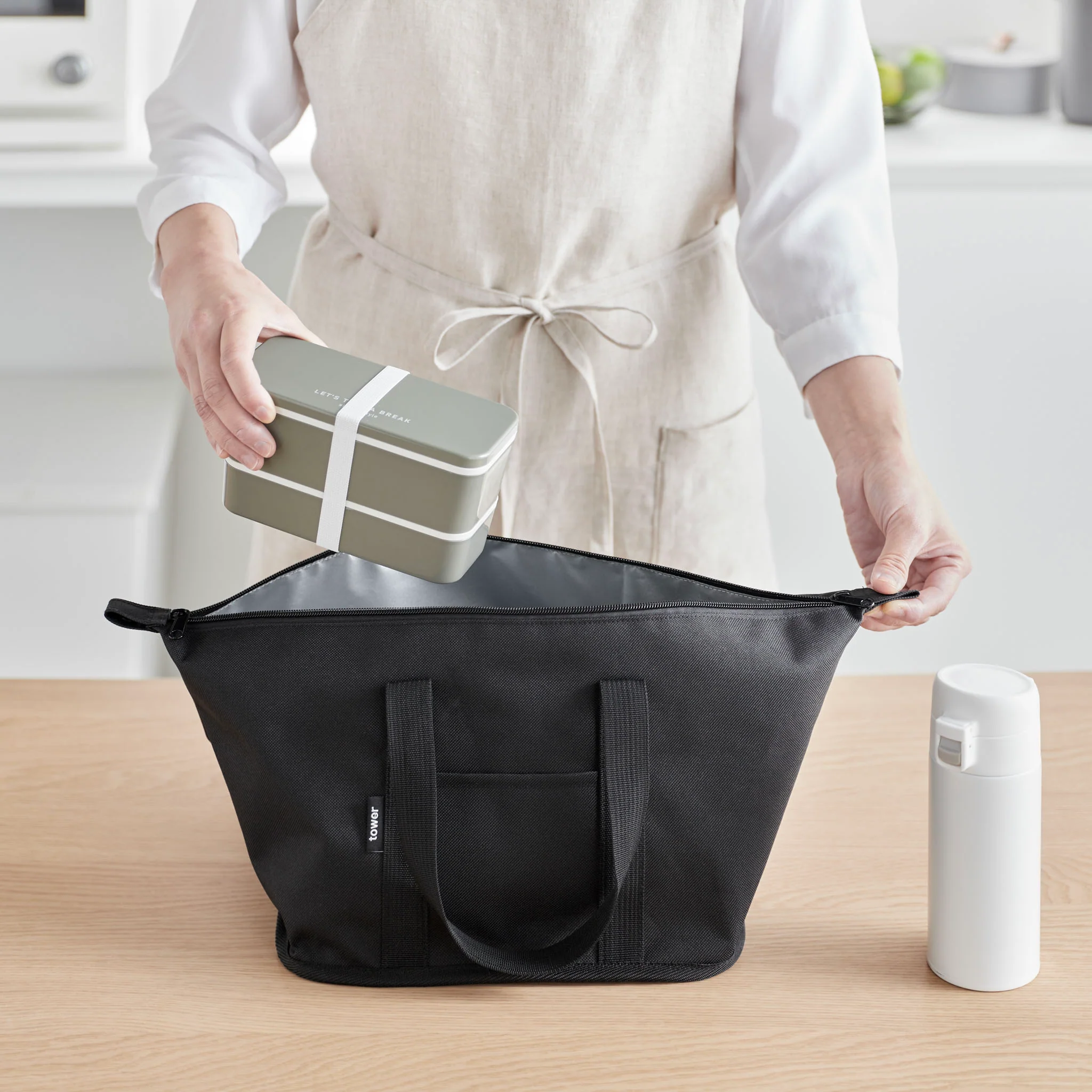 Insulated Picnic Bag - Image 15