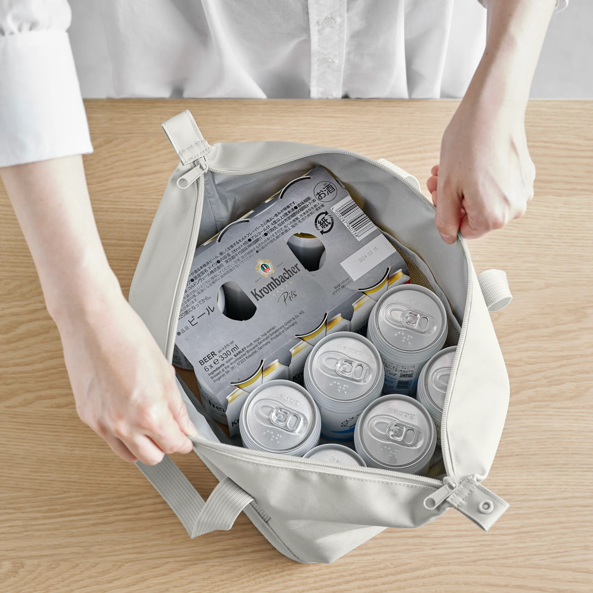 Insulated Picnic Bag - Image 5