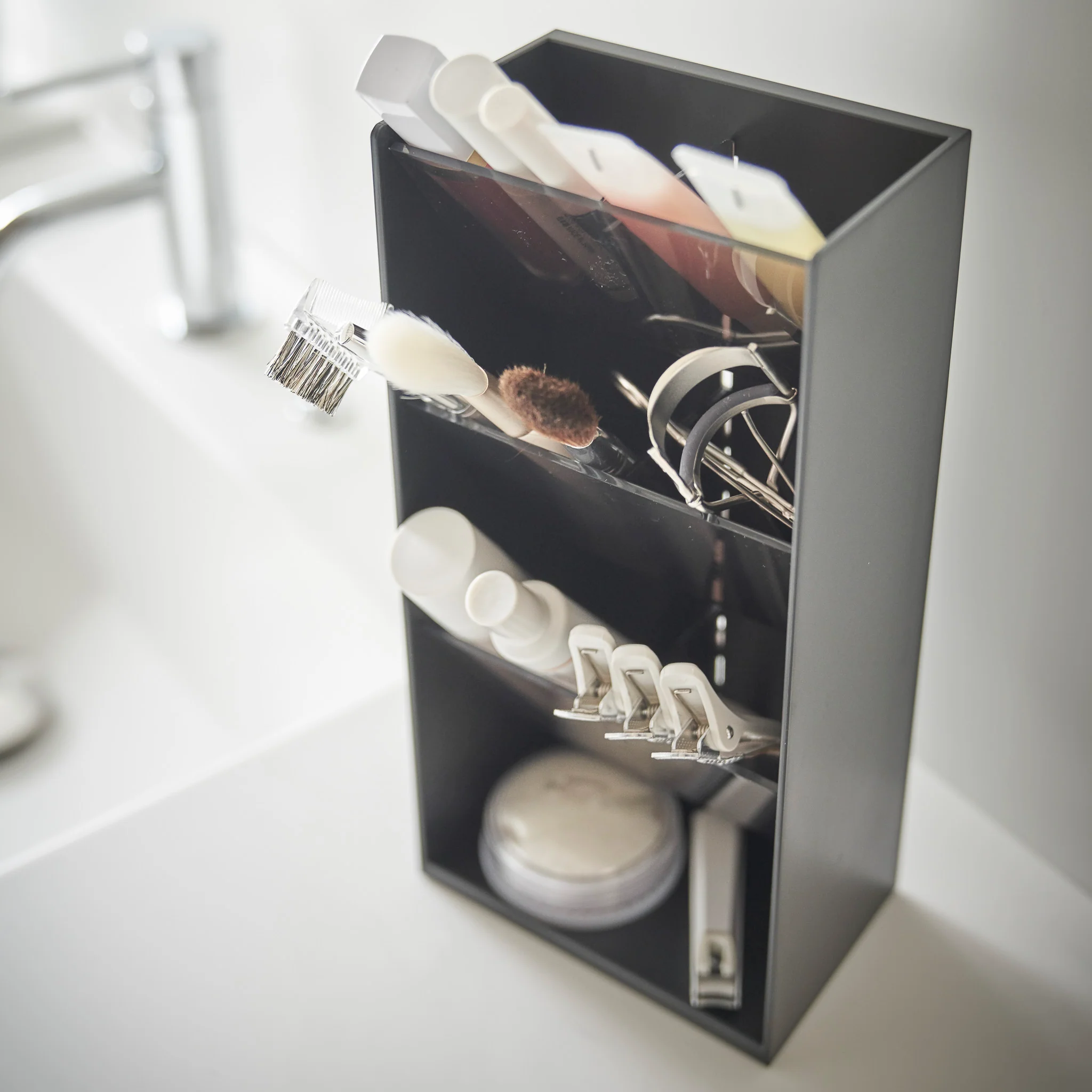 Makeup Storage Case - Image 14