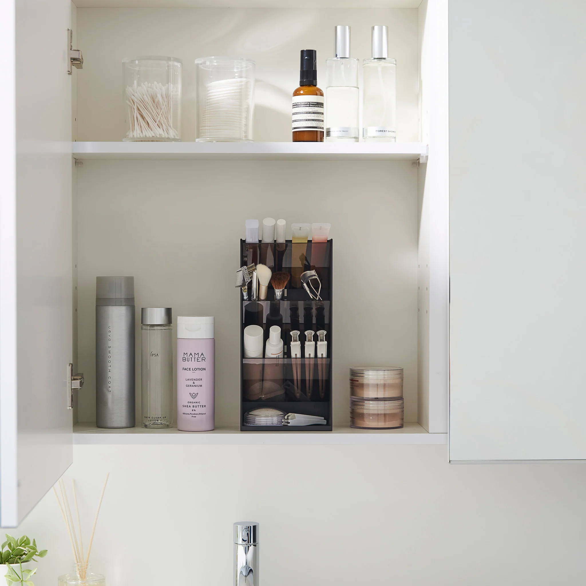 Makeup Storage Case - Image 16