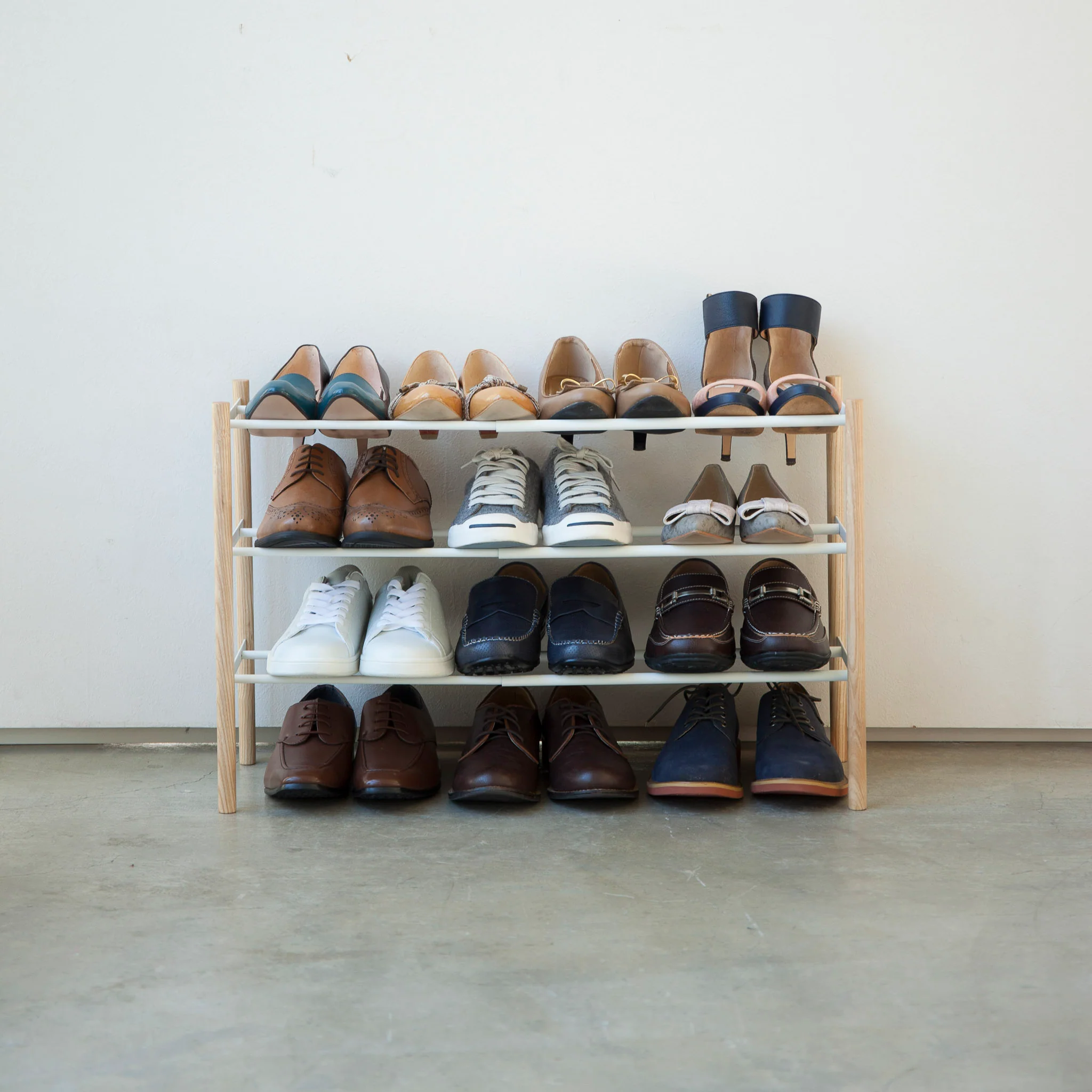 3-Tiered Extendable Shoe Rack - Image 5