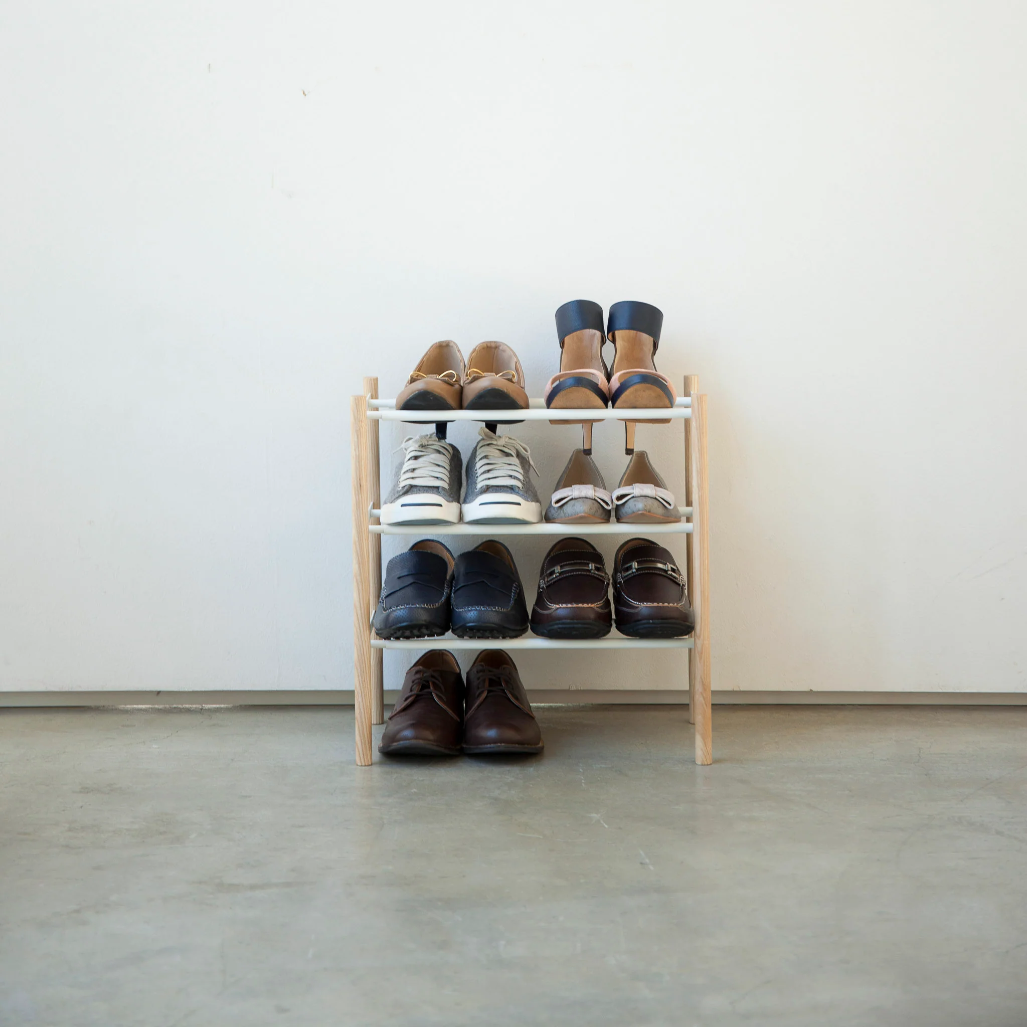 3-Tiered Extendable Shoe Rack - Image 6
