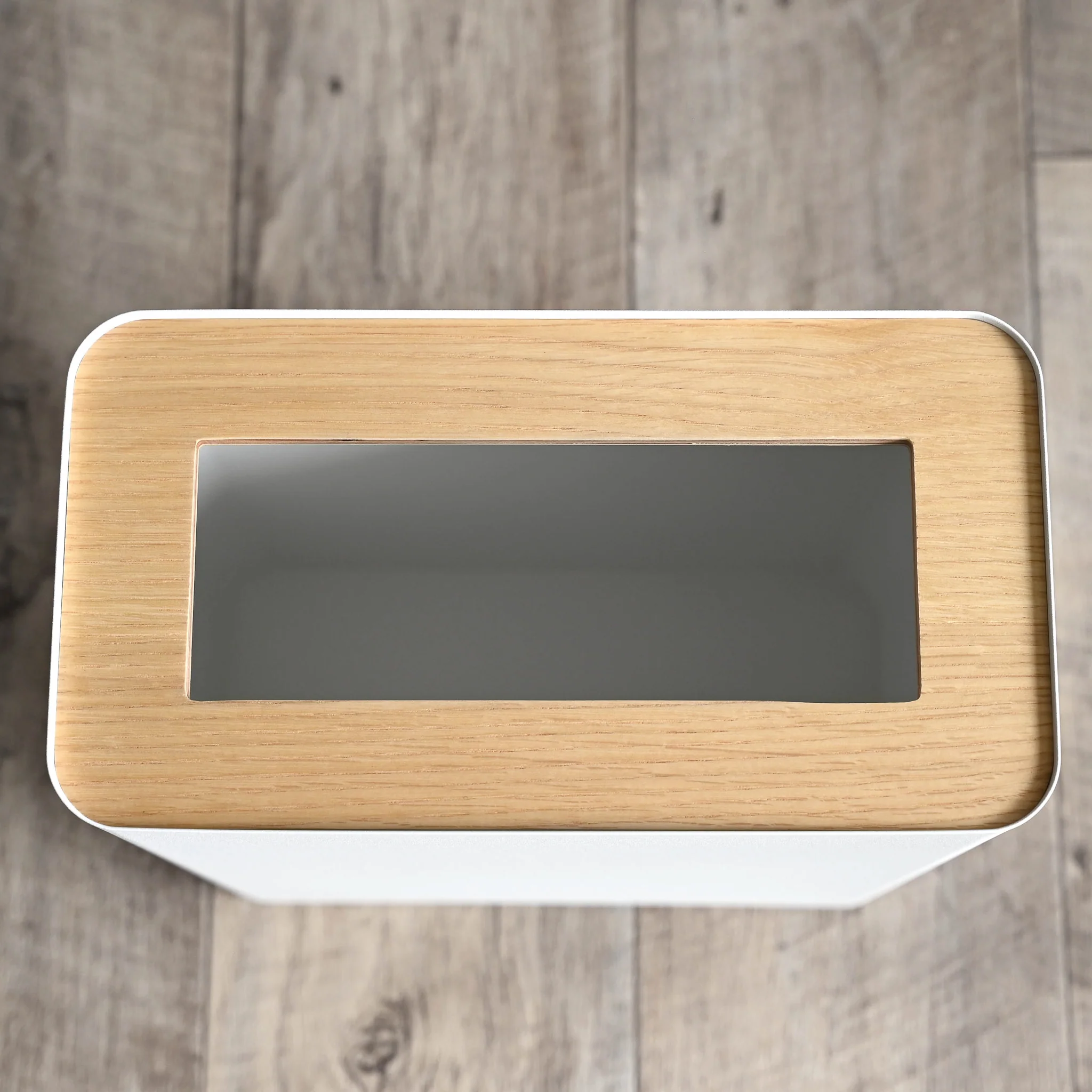 Trash Can - Image 7