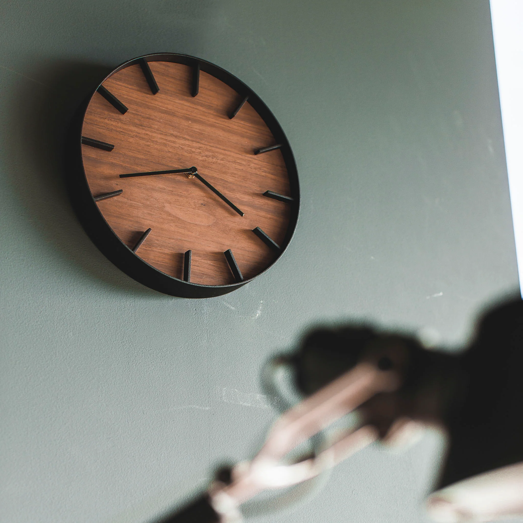 Wall Clock - Image 10