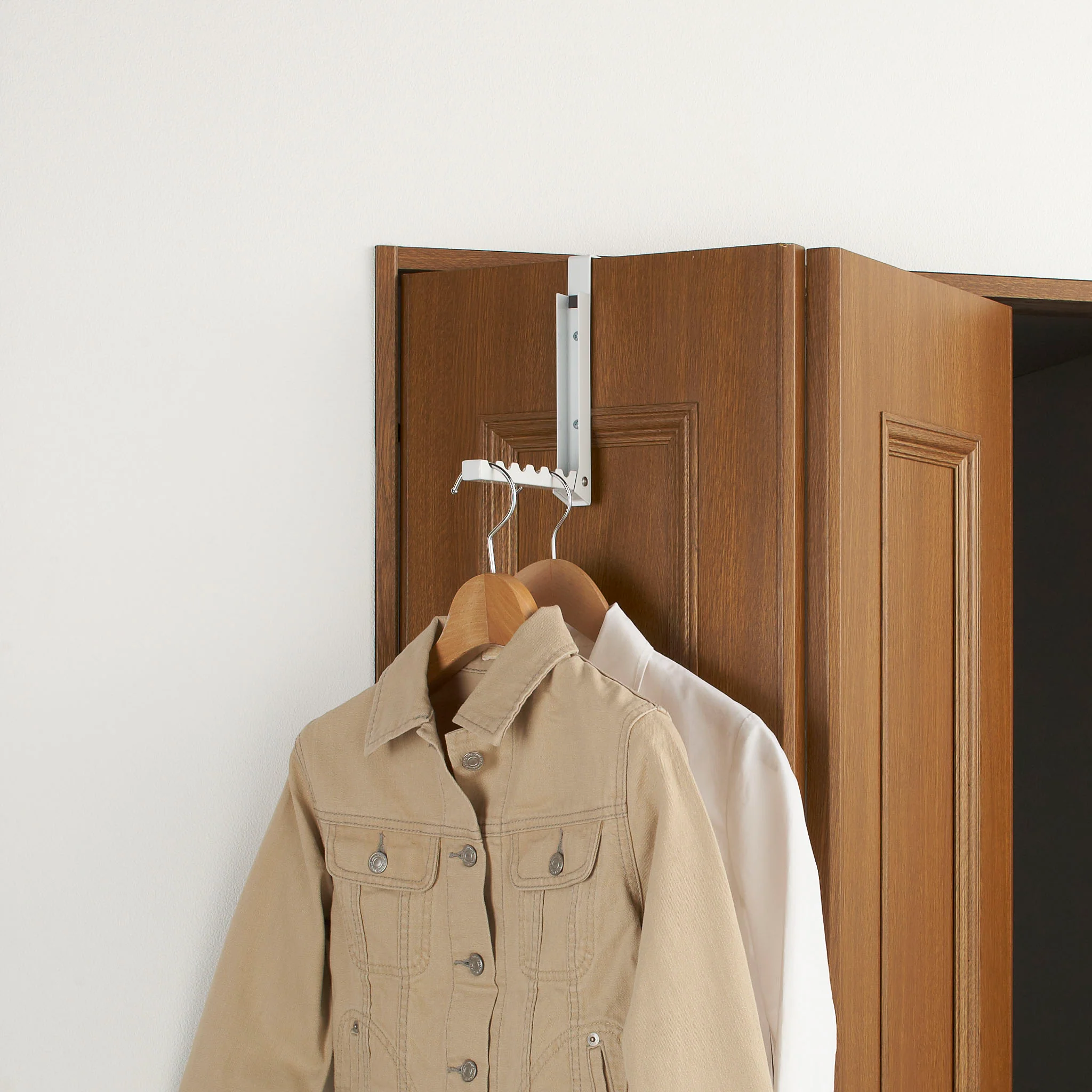 Foldable Over-The-Door Hanger - Image 10