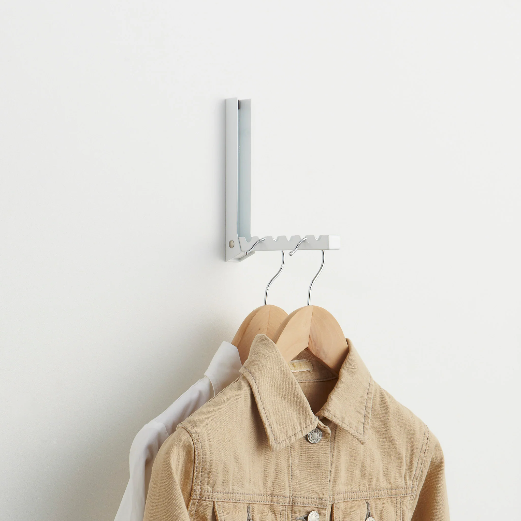 Foldable Over-The-Door Hanger - Image 11