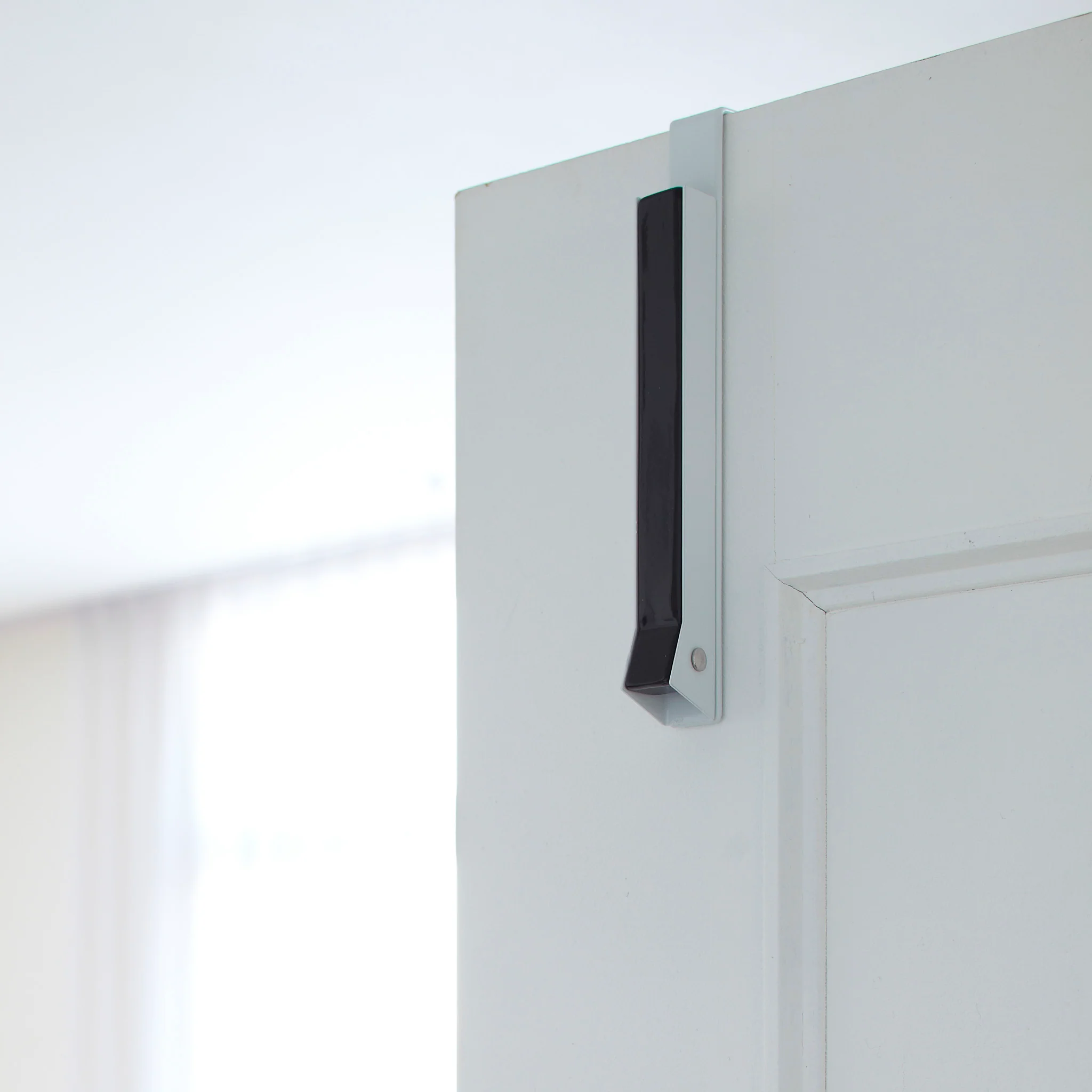 Foldable Over-The-Door Hanger - Image 3