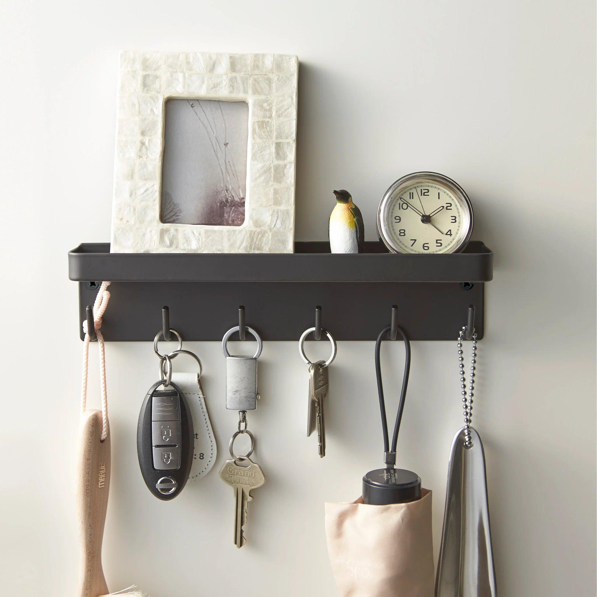 Magnetic Key Hooks with Tray - Image 4