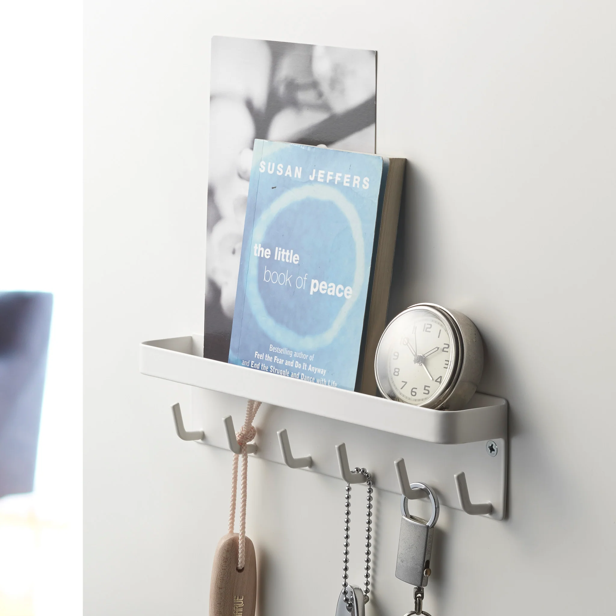 Magnetic Key Hooks with Tray - Image 9