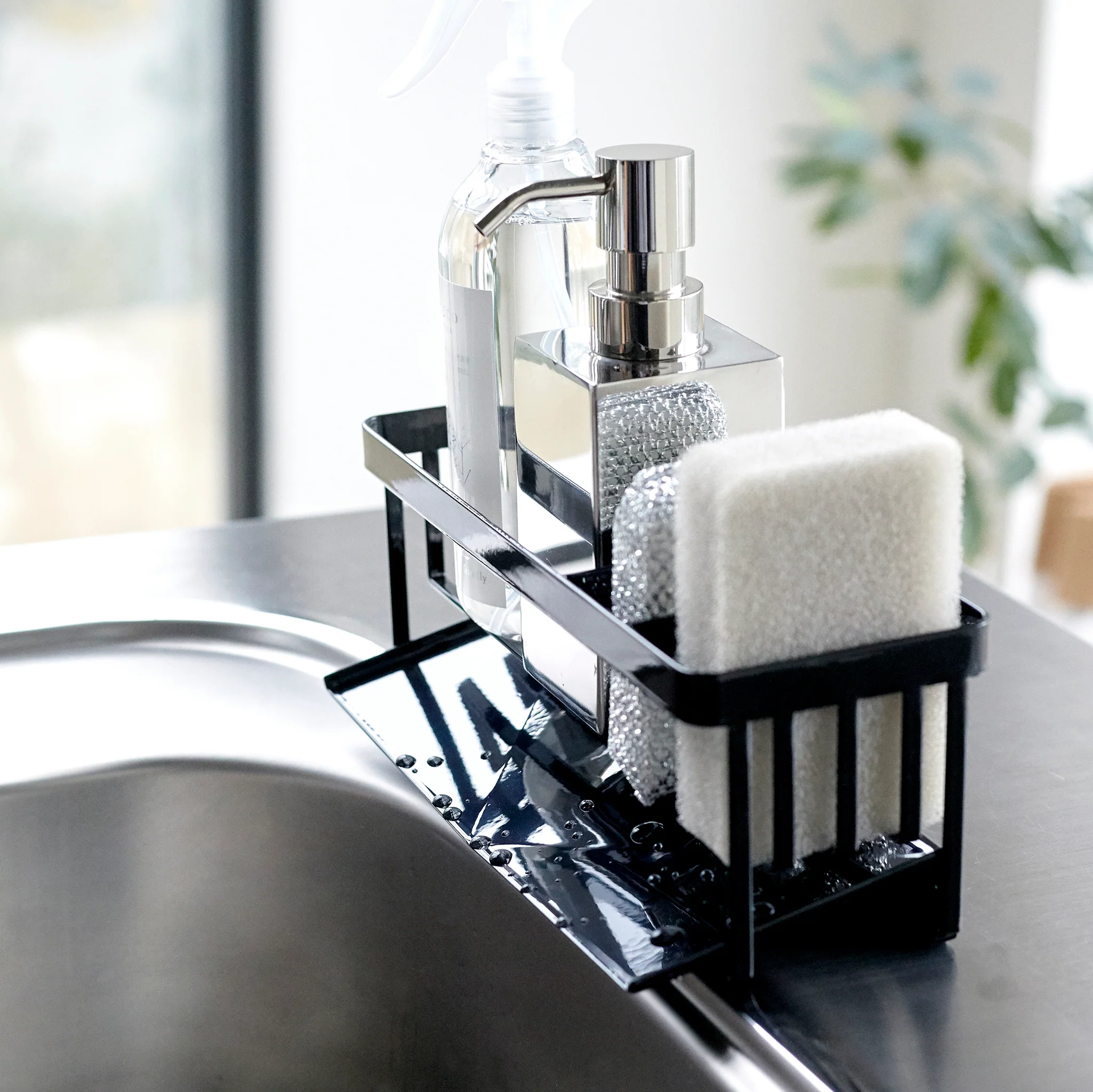 Sponge & Bottle Holder with Drainer - Image 3