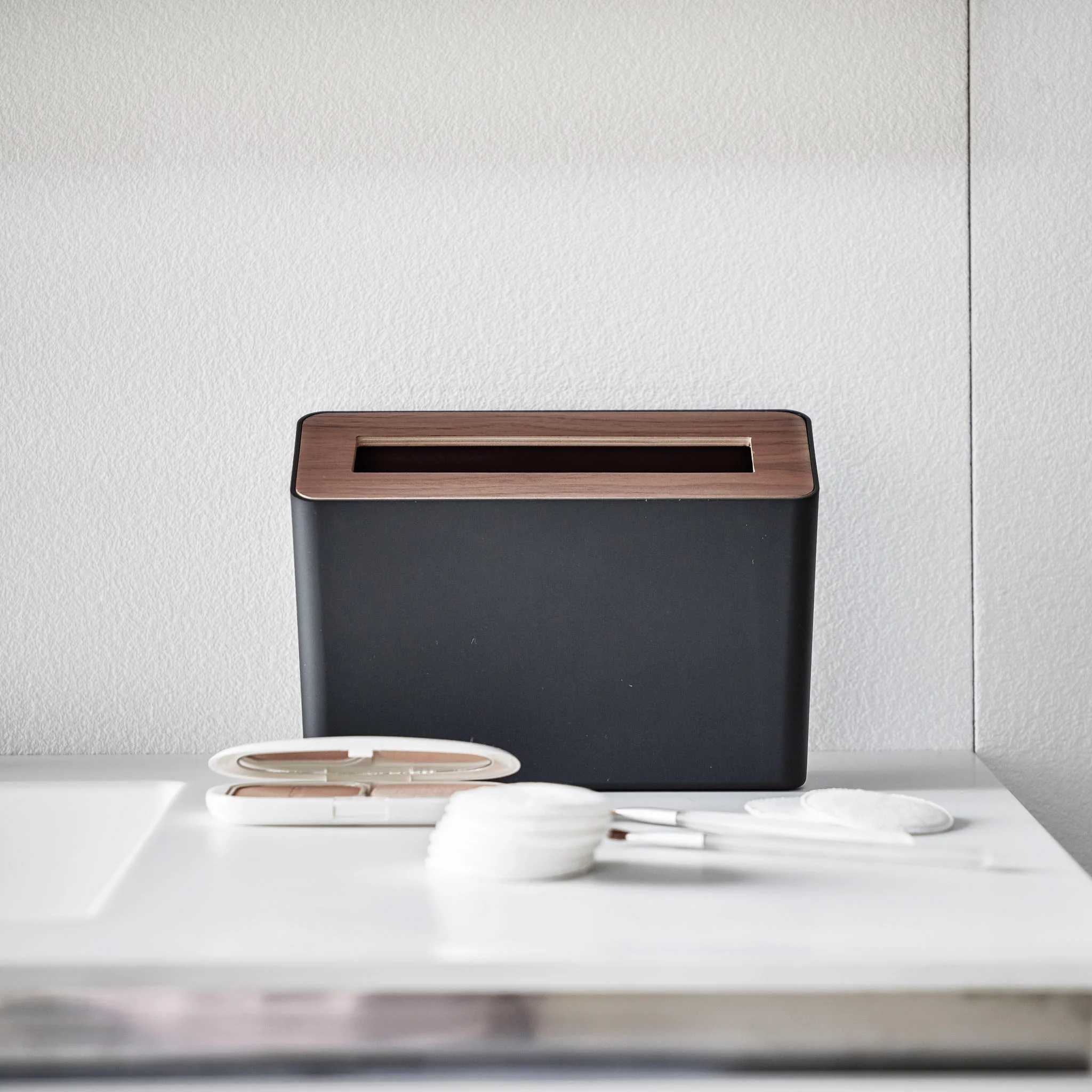 Tabletop Trash Can - Image 10