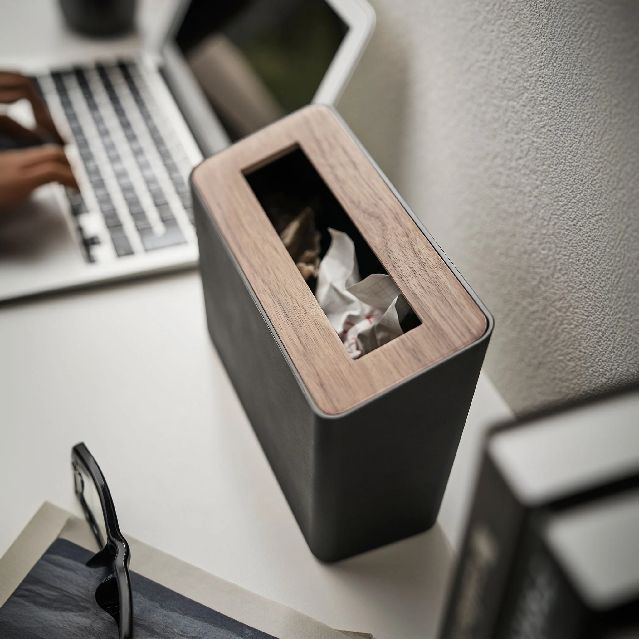 Tabletop Trash Can - Image 13