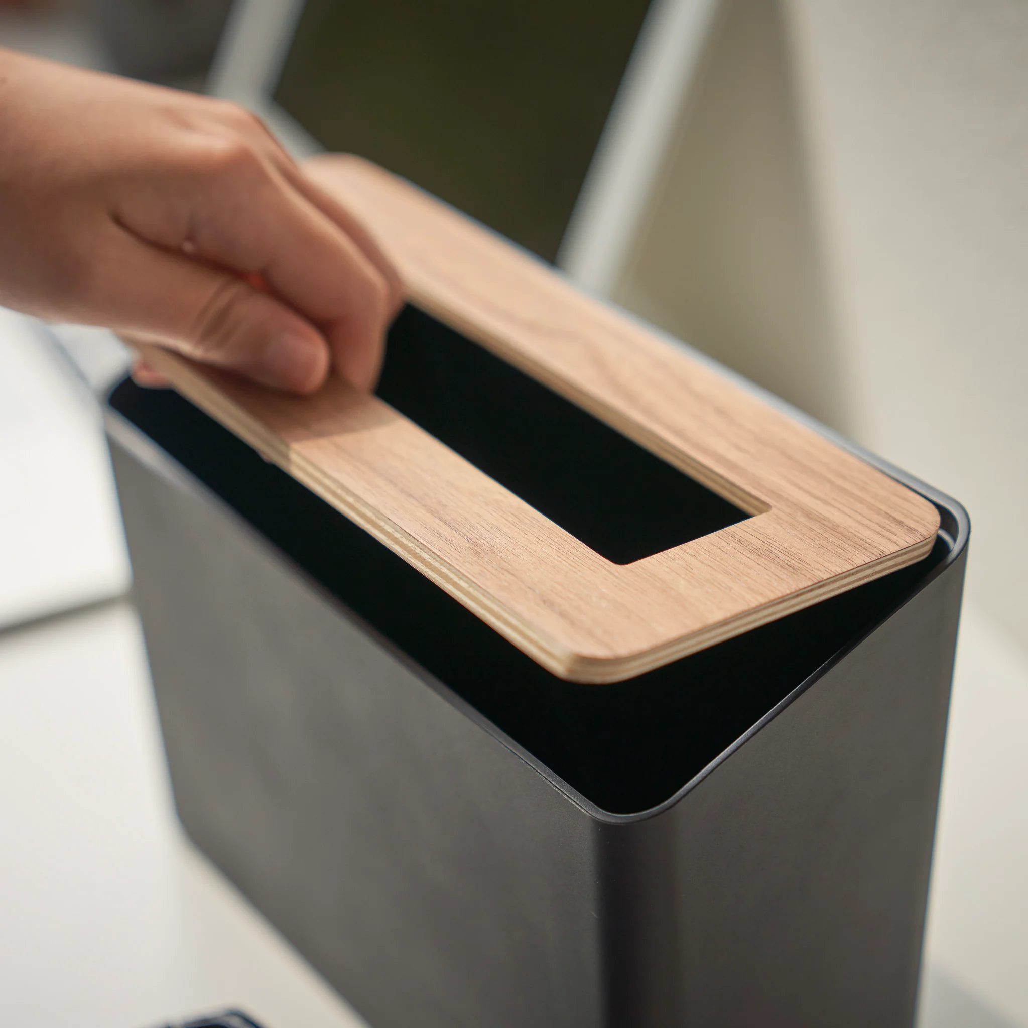 Tabletop Trash Can - Image 14