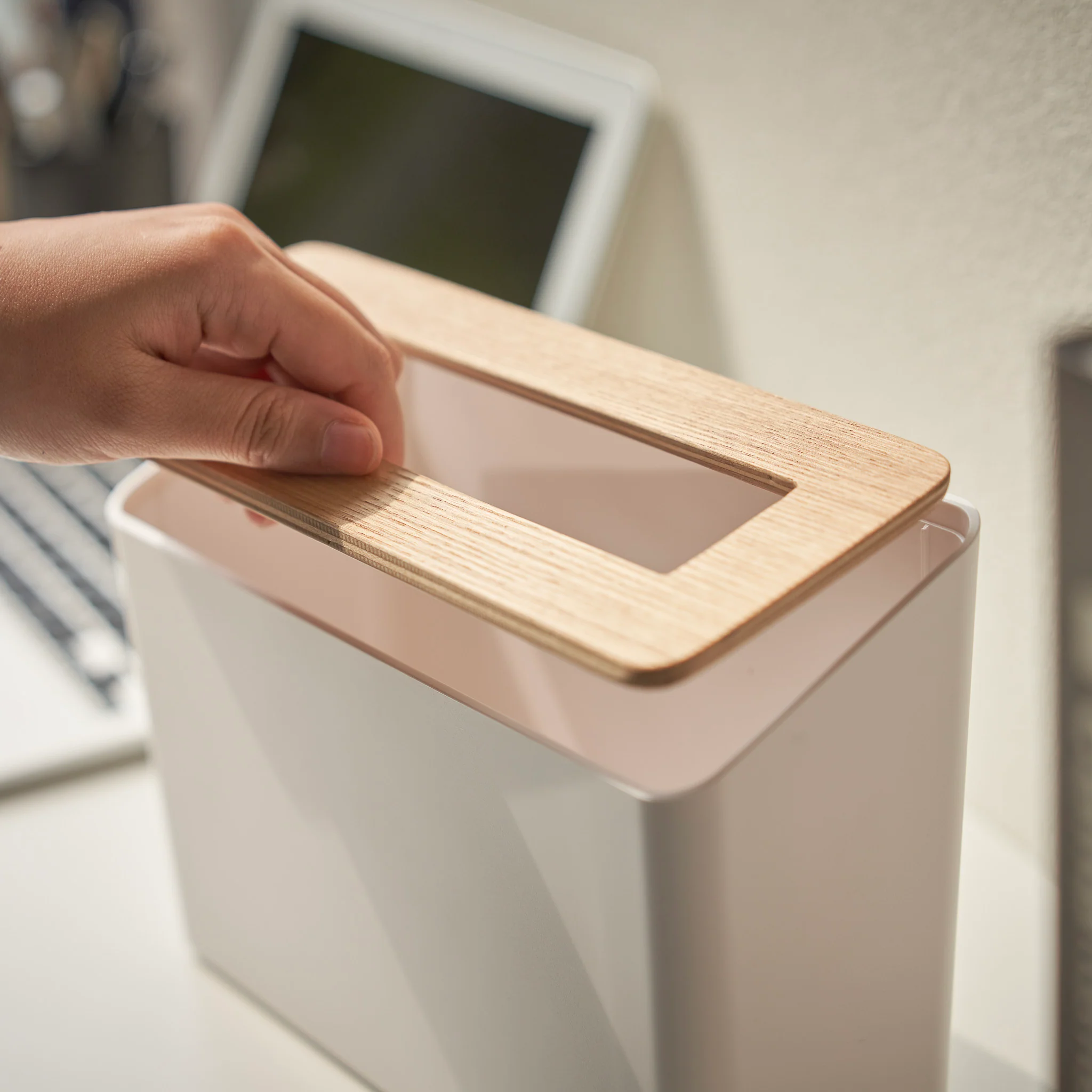 Tabletop Trash Can - Image 7