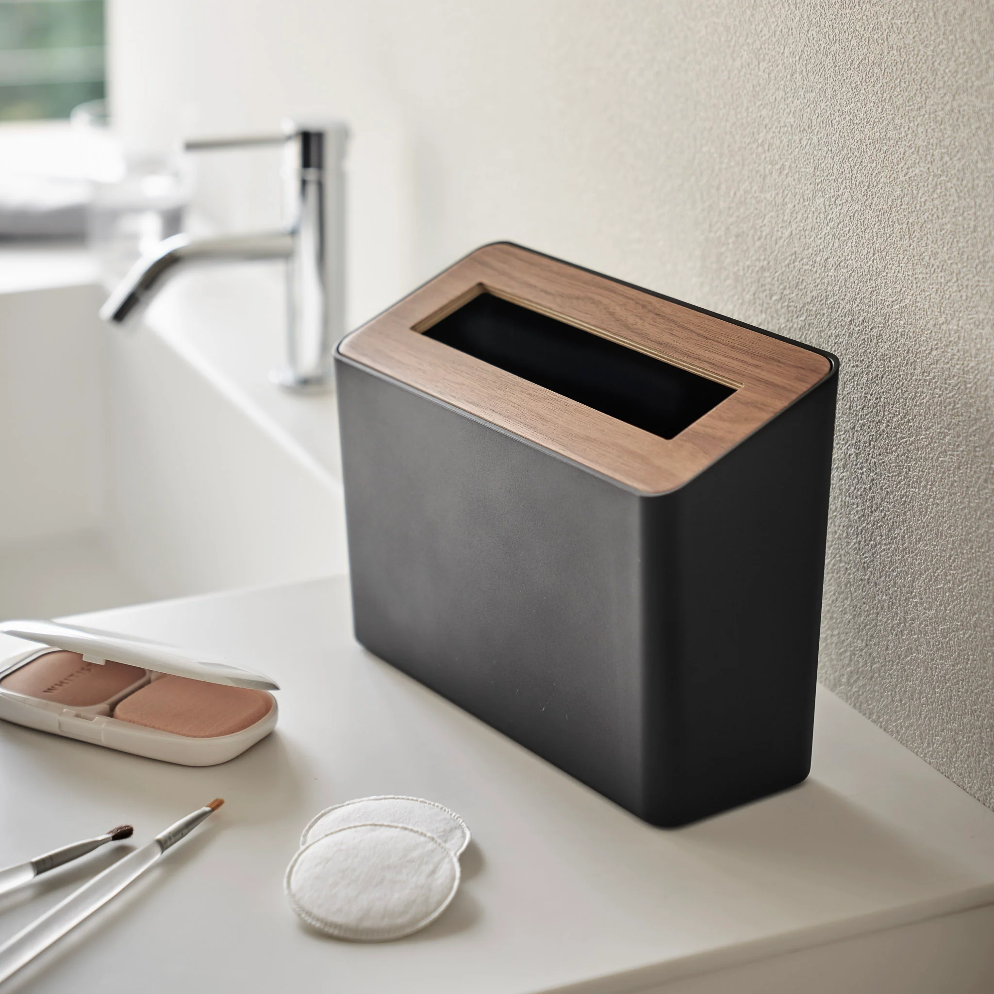 Tabletop Trash Can - Image 9