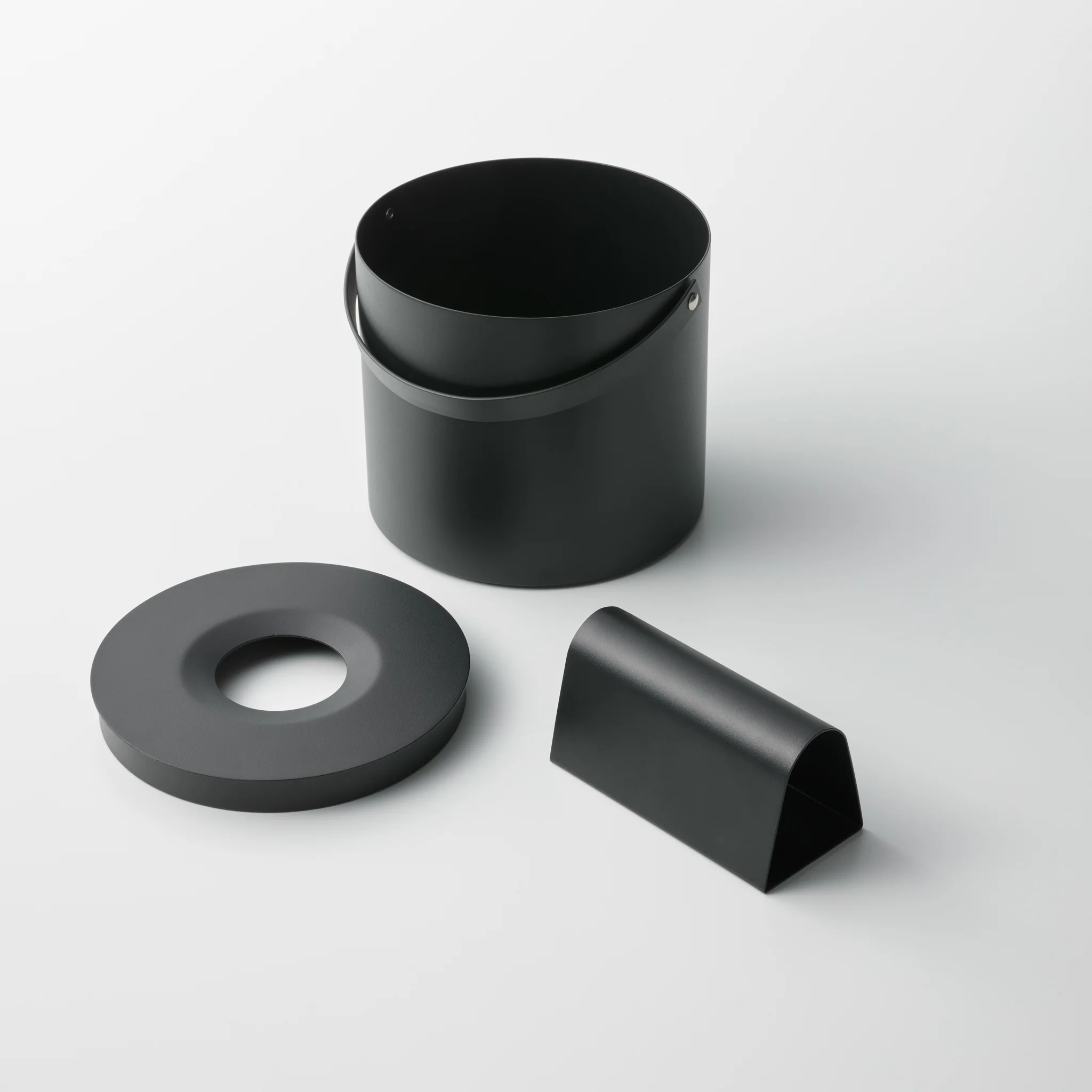 Tissue Case Round with Handle - Image 18