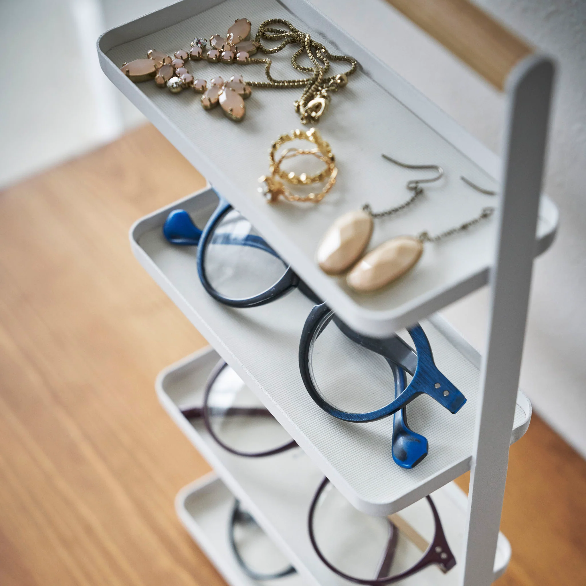 4-Tiered Accessory Tray - Image 5