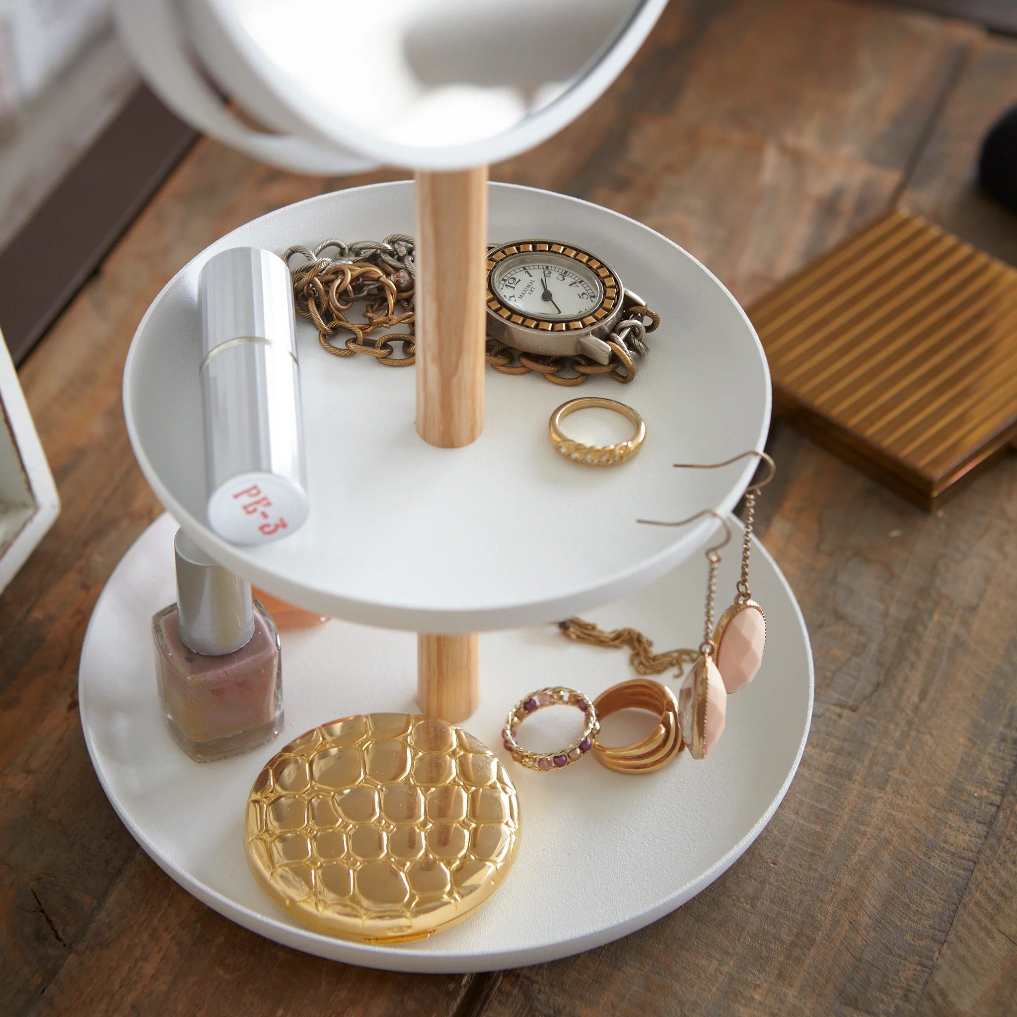 Makeup Mirror with Accessory Tray - Image 3