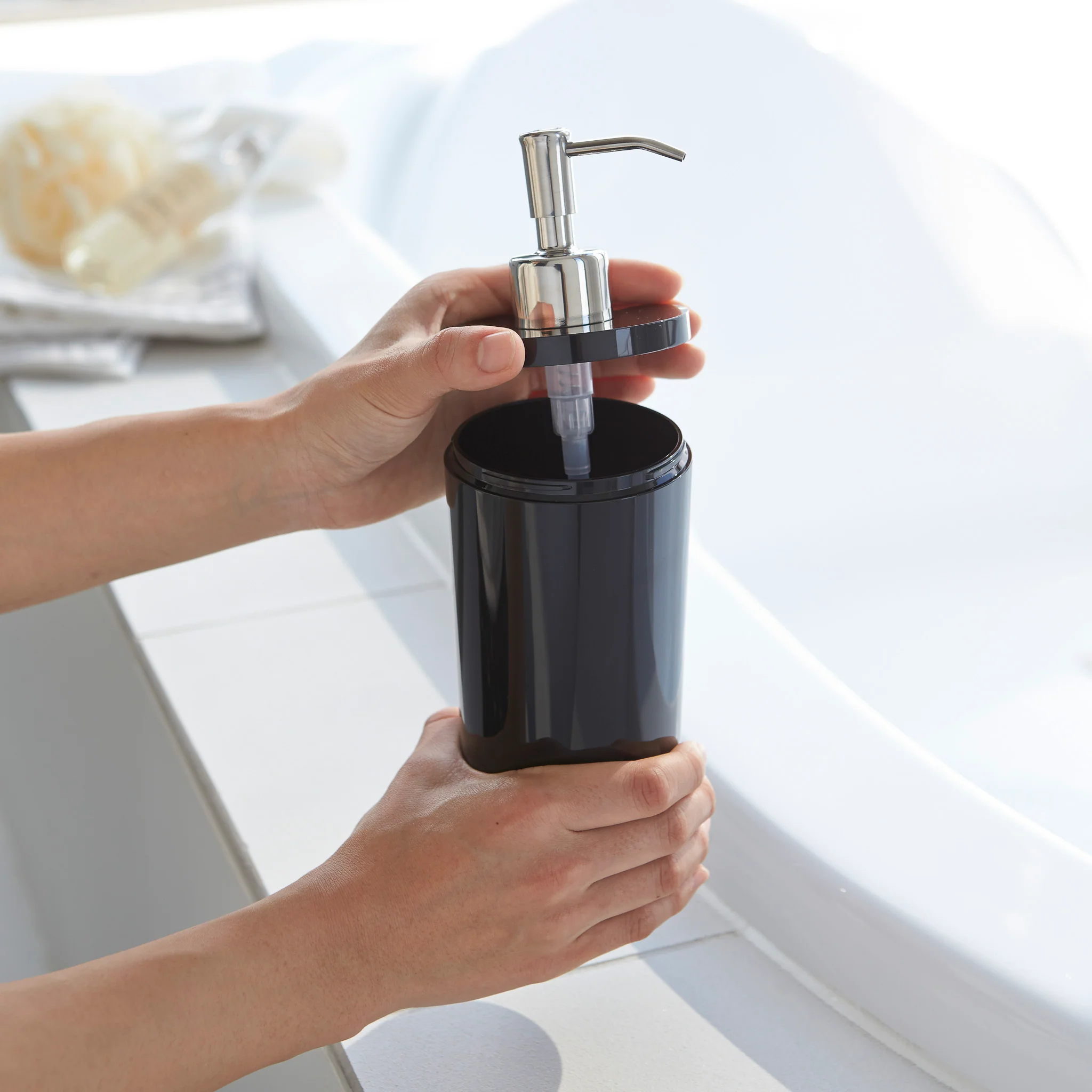 Dispenser Round - Image 4