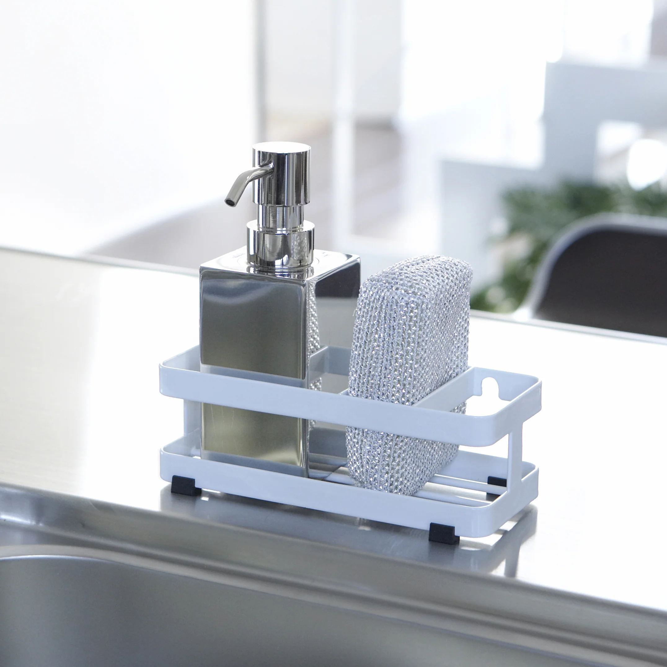 Sponge & Bottle Holder with Suction Cup - Image 3