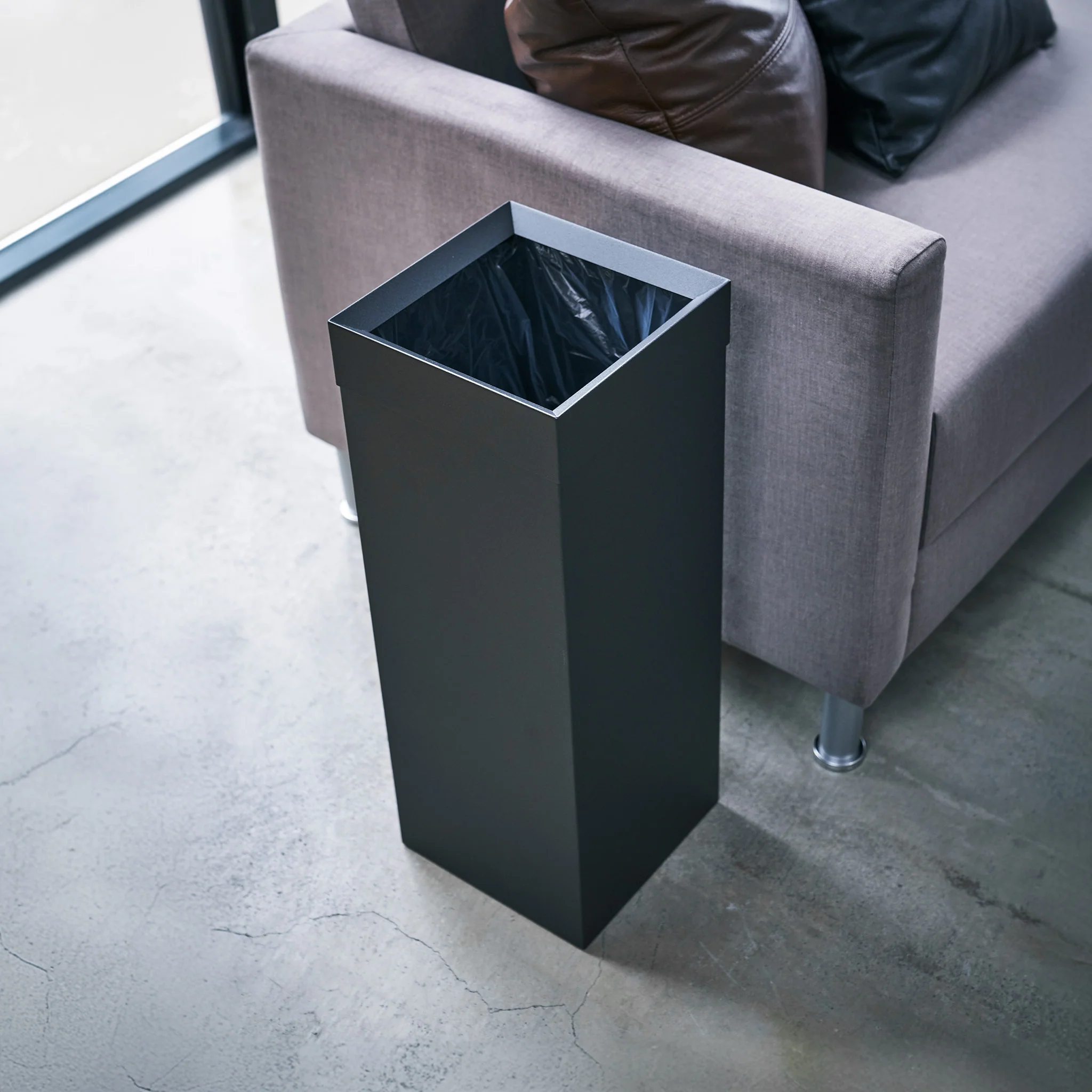 Tall Trash Can - Image 13