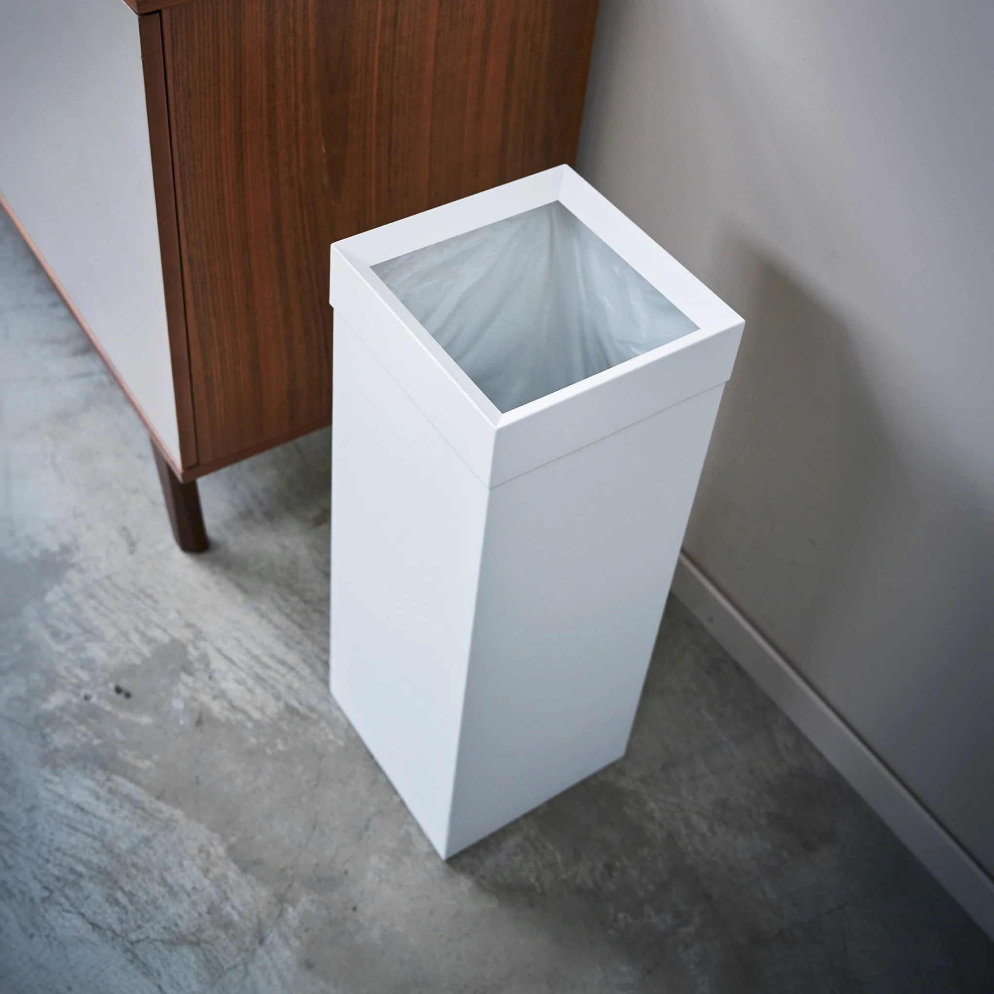 Tall Trash Can - Image 3