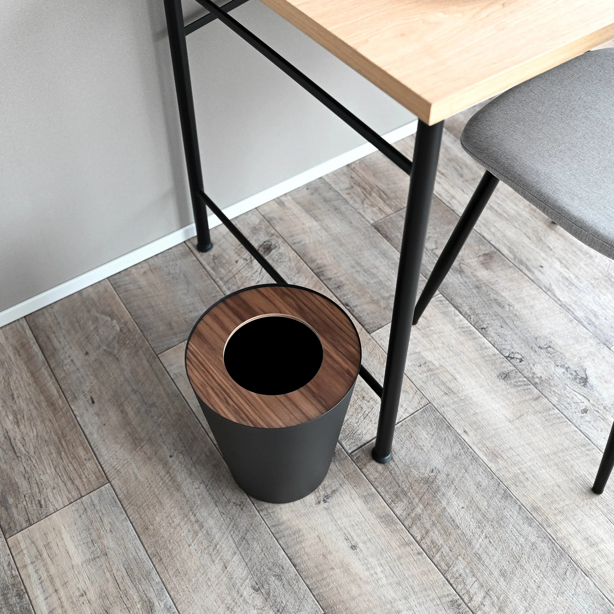 Trash Can Round - Image 4