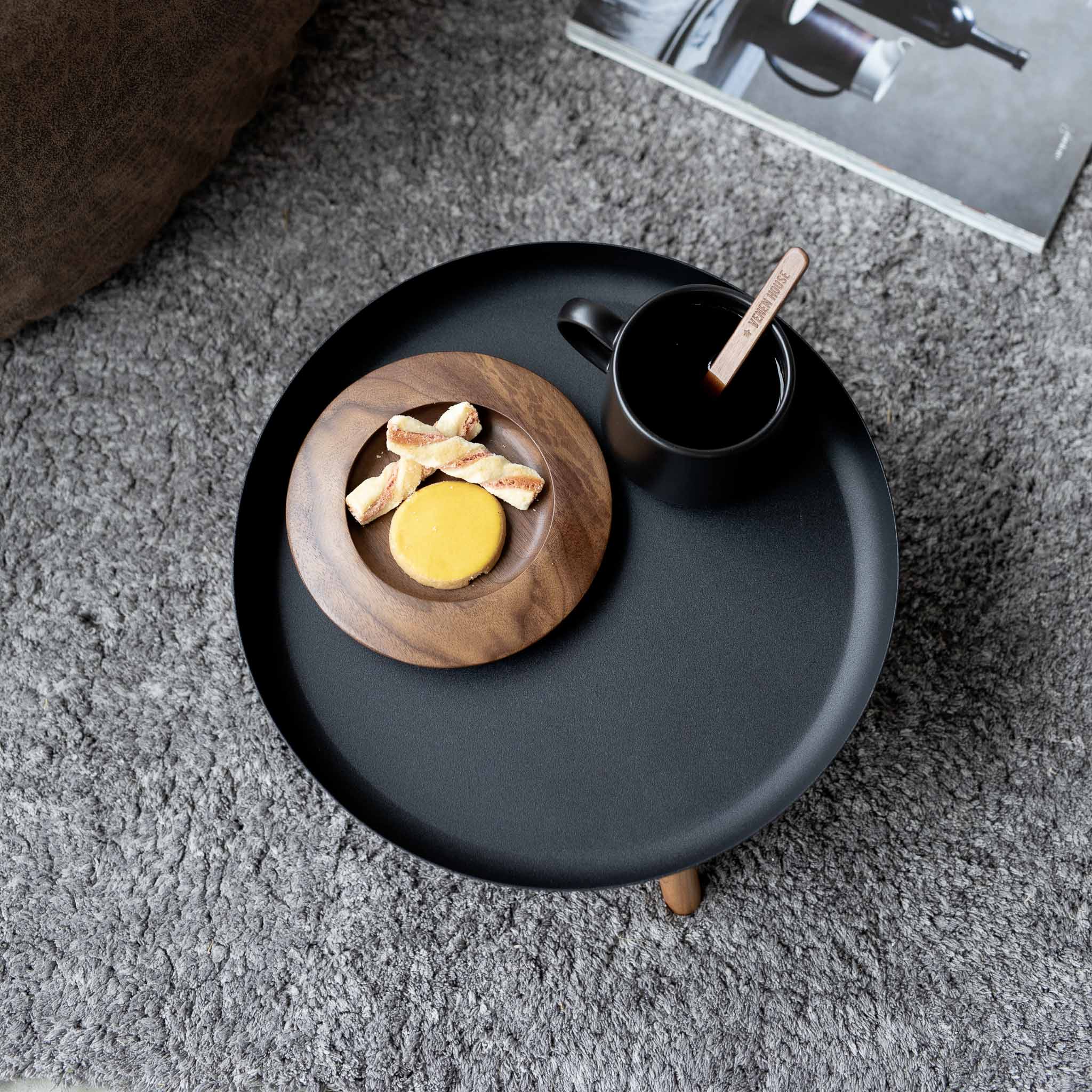 Tray with Legs - Image 12